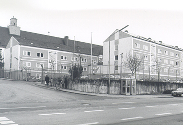 Außenaufnahme des früheren Dienstgebäudes in Zirndorf
